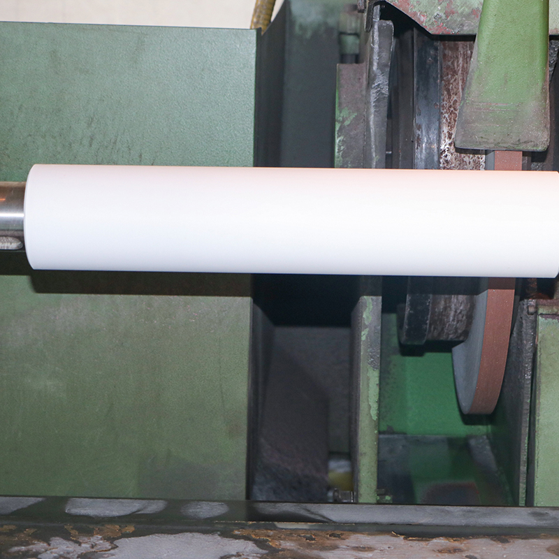 Tilpasset keramisk aksel (aluminiumoxid)